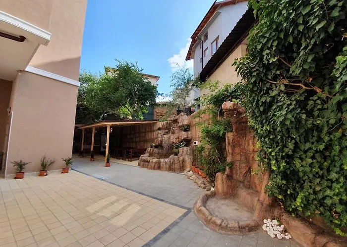 Summer Janet Обзор