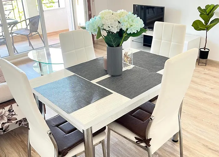 Summer Janet Апартамент