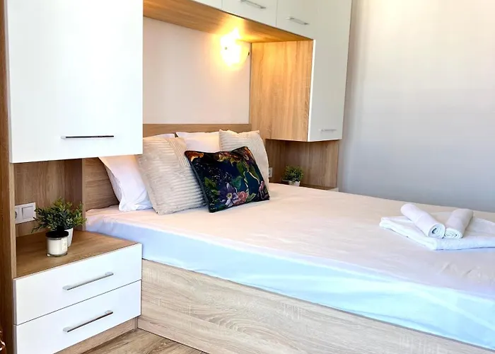 Summer Janet Апартамент *