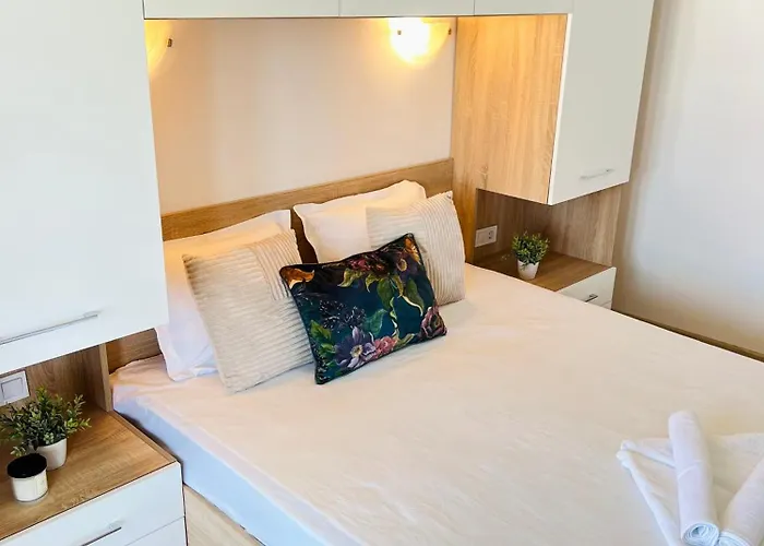 Апартамент Summer Janet *